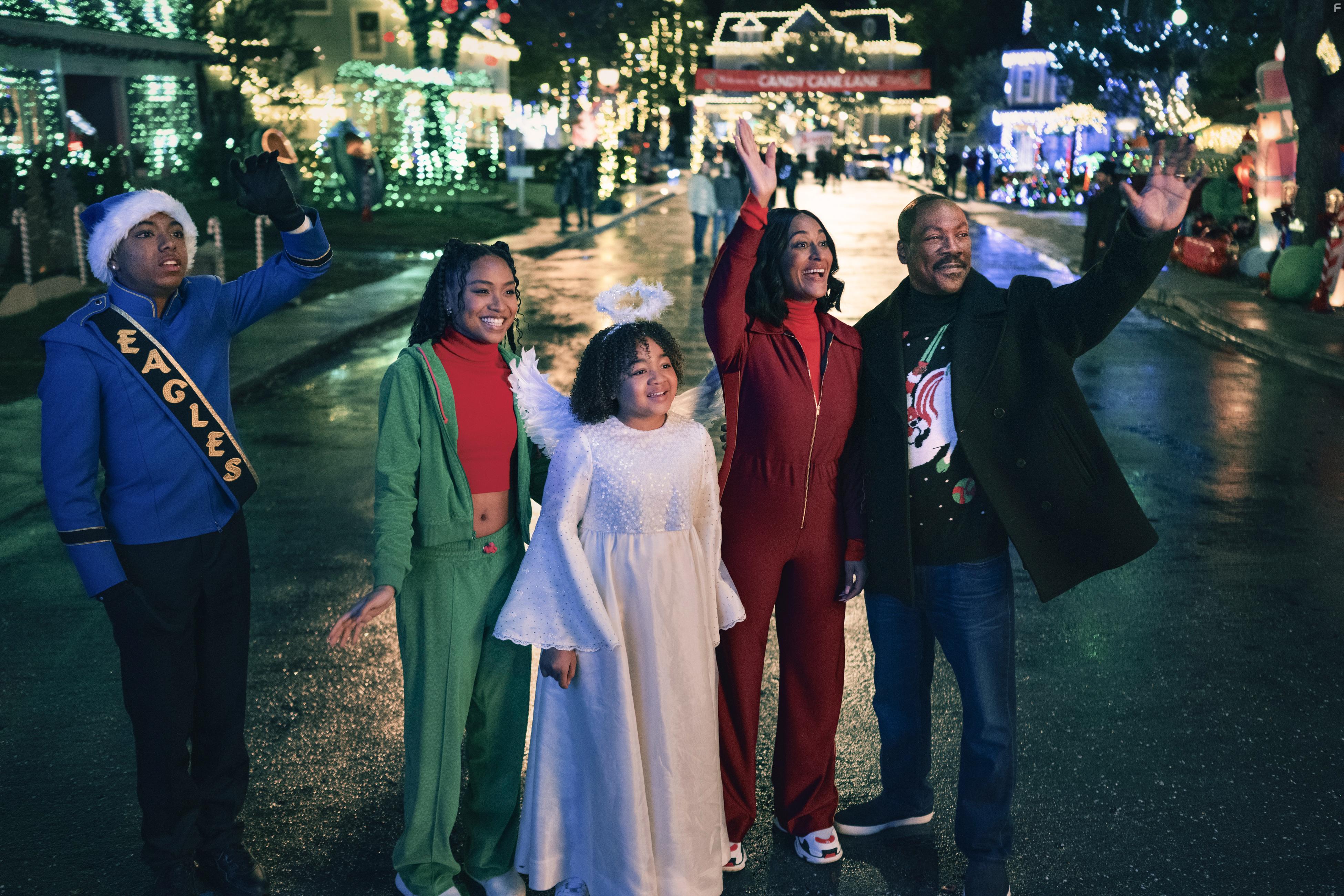 Eddie Murphy, Tracee Ellis Ross, Madison Thomas, Thaddeus J. Mixson, and Genneya Walton in Candy Cane Lane (2023)