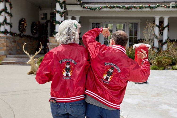 Peter Jacobson and Carrie Morgan in Haul out the Holly: Lit Up (2023)