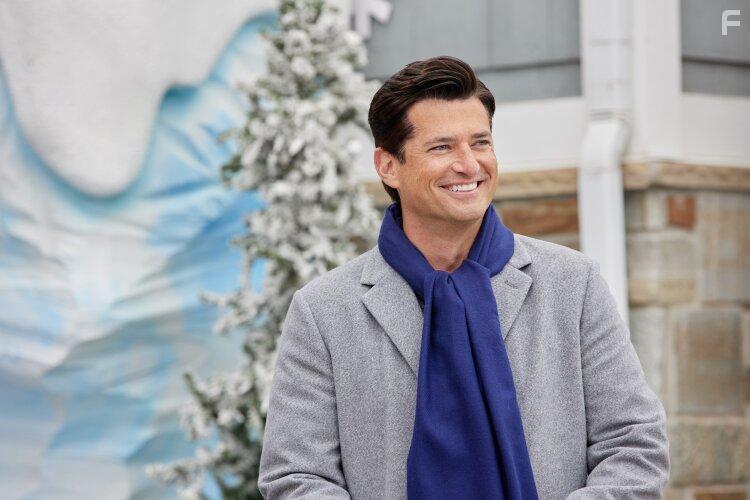 Wes Brown in Haul out the Holly: Lit Up (2023)