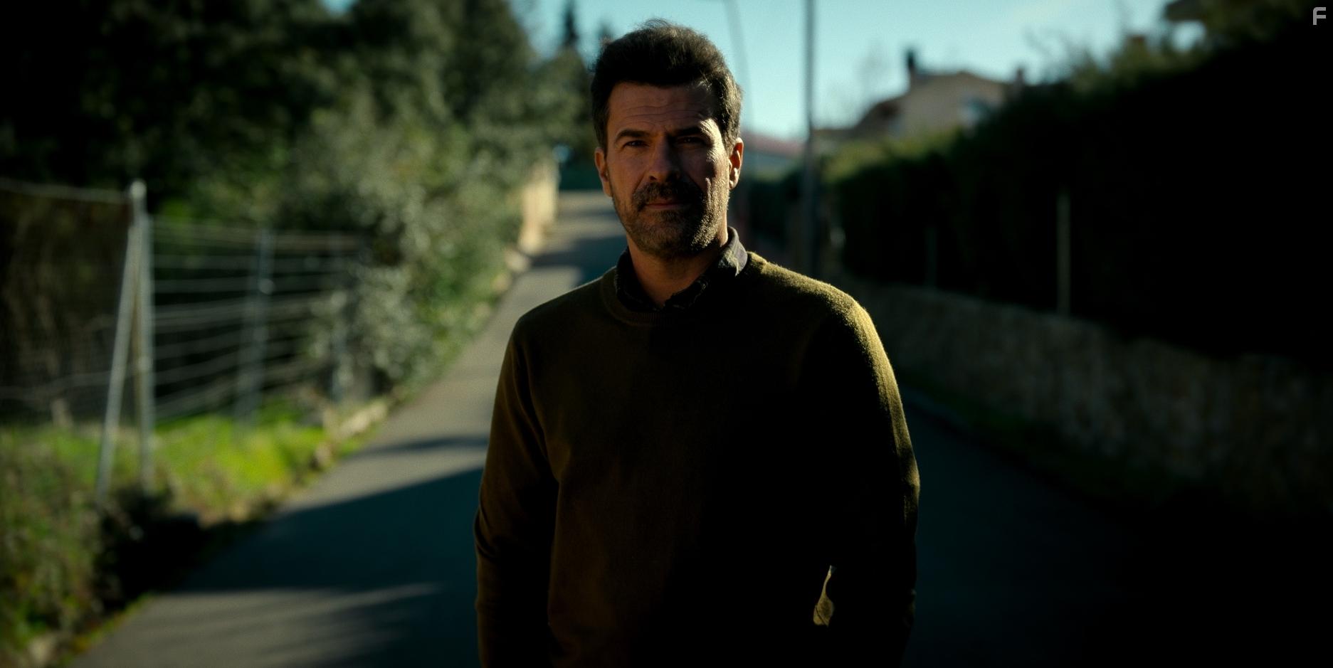 Rodolfo Sancho in Y todos ardern (2021)