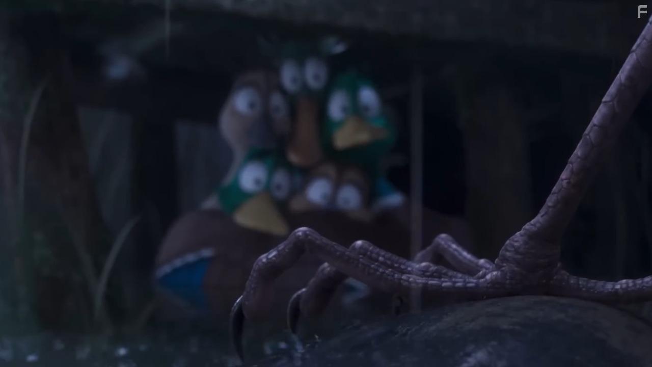 Danny DeVito, Carol Kane, Elizabeth Banks, Tresi Gazal, Kumail Nanjiani, and Caspar Jennings in Migration (2023)