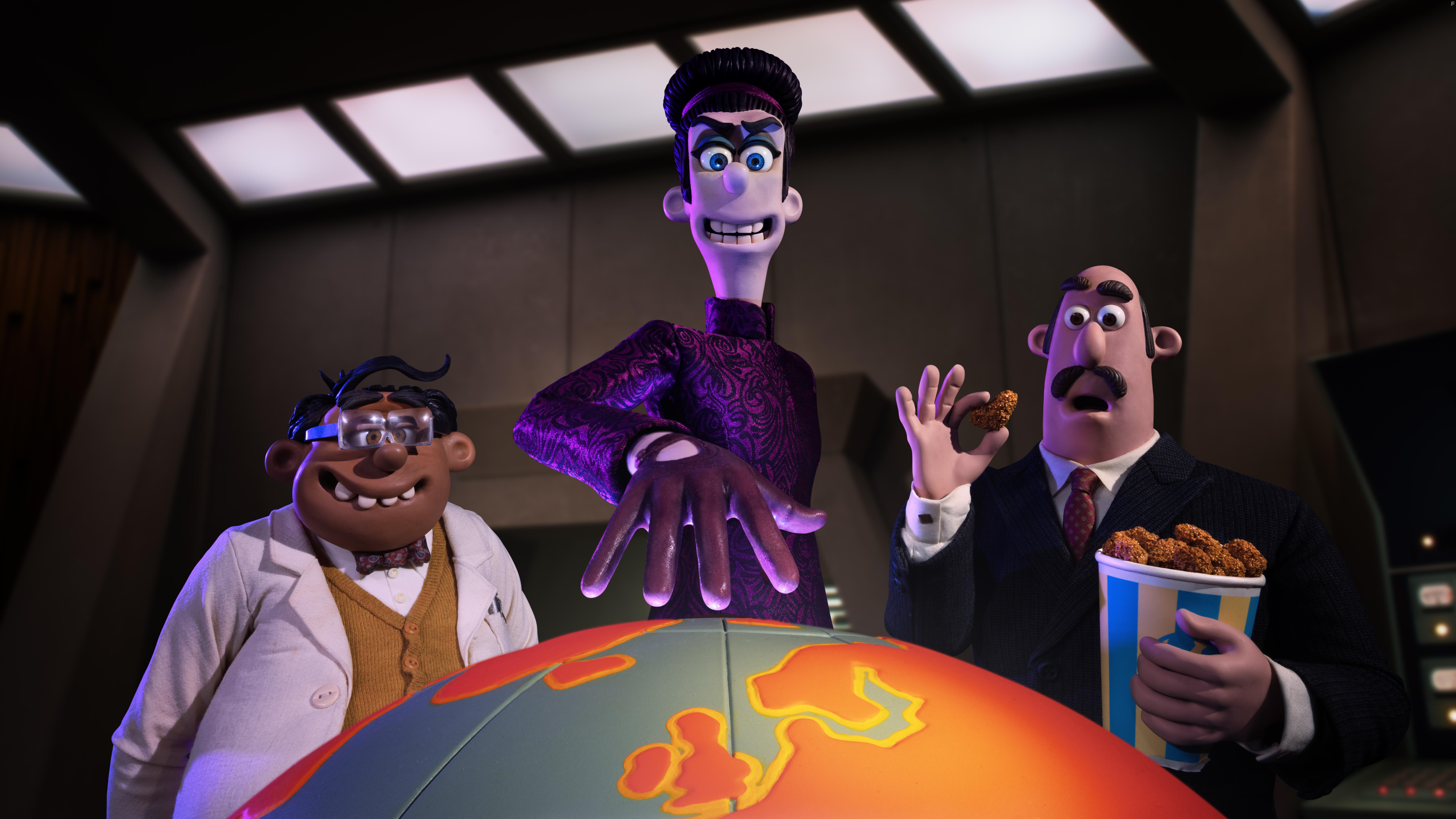 Miranda Richardson, Peter Serafinowicz, and Nick Mohammed in Chicken Run: Dawn of the Nugget (2023)