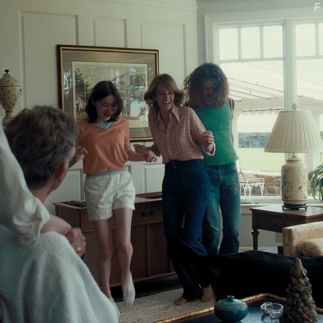 Maya Hawke, Alexa Swinton, and Sam Nivola in Maestro (2023)