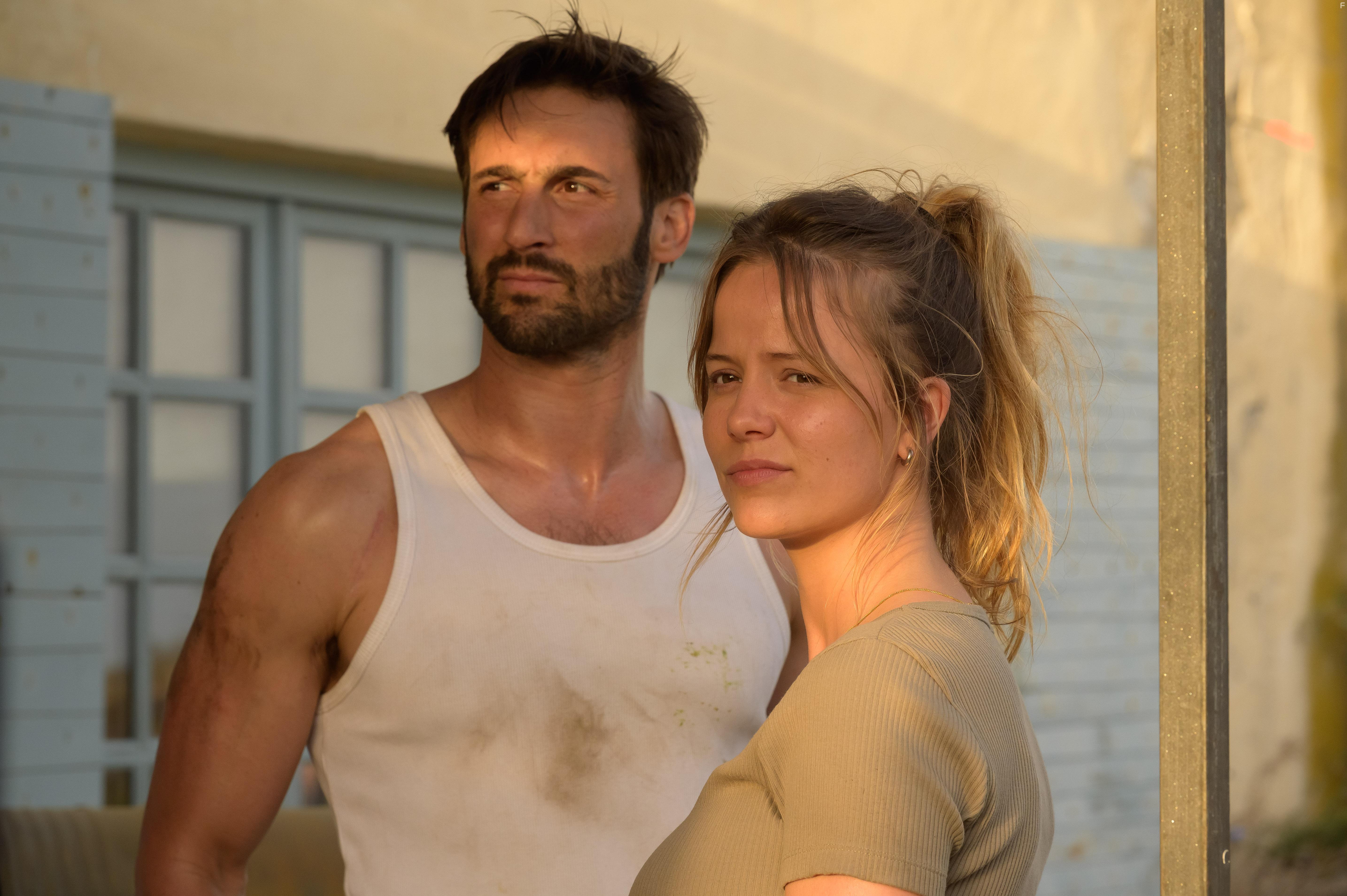 Guillaume Labb and Marysole Fertard in Escort Boys (2023)