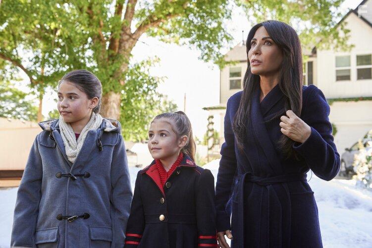 Marisol Nichols, Piper Rubio, and Sadie Coleman in Holly & Ivy (2020)
