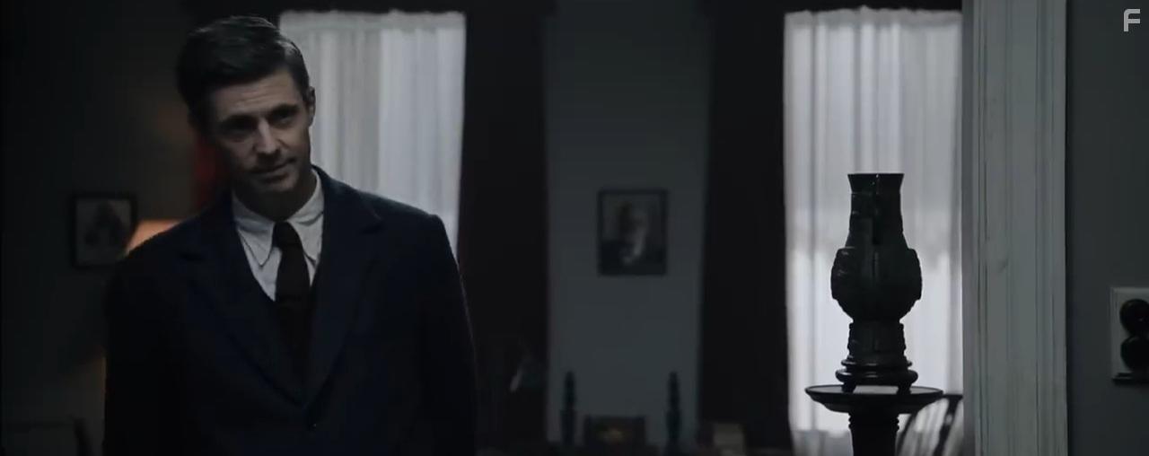 Matthew Goode in Freud's Last Session (2023)