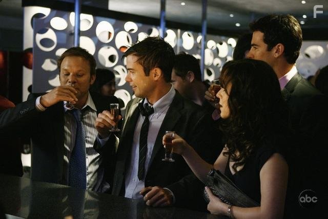 Tina Majorino and Matt Long in The Deep End (2010)