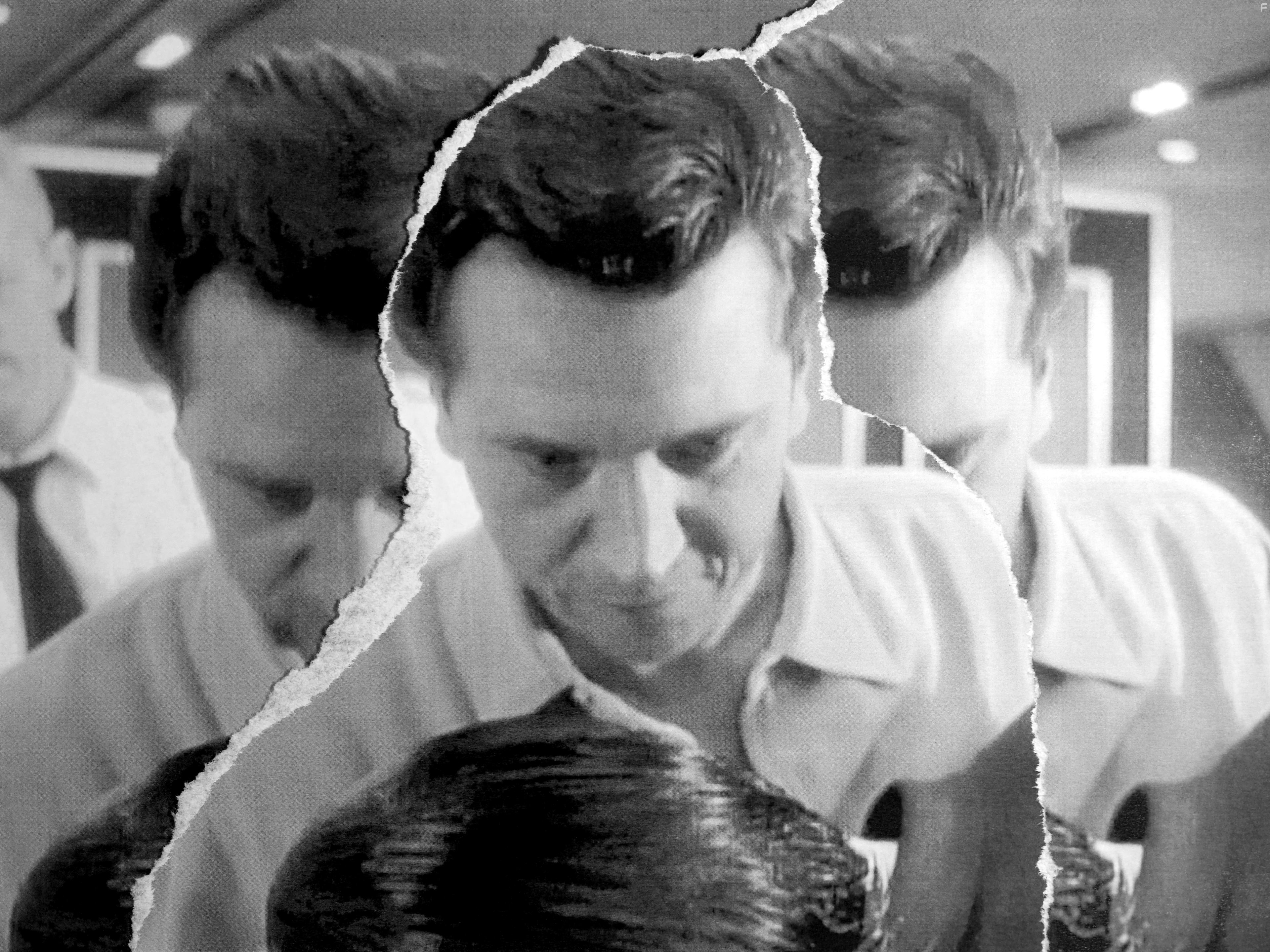 Mark Lindsay Chapman in The Timekeepers of Eternity (2021)