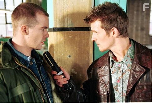 Девять мёртвых геев (2002)