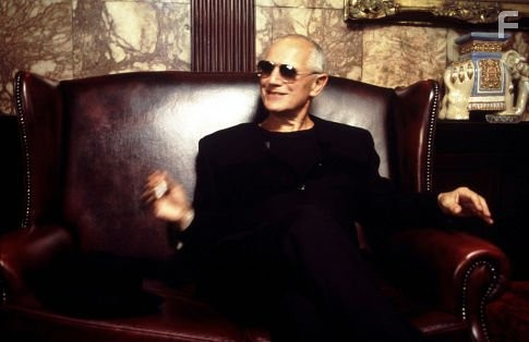 Девять мёртвых геев (2002)