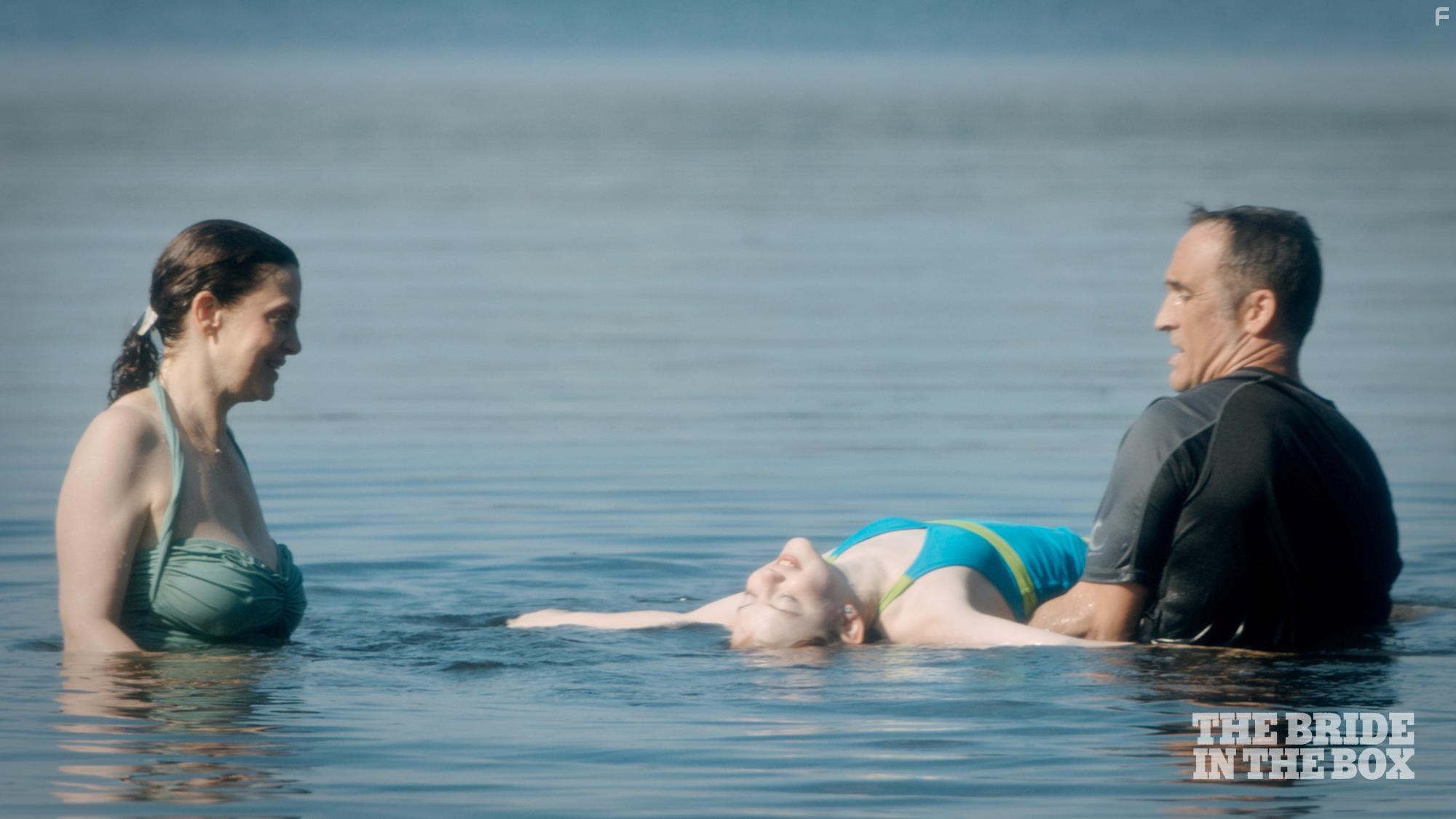 Carolyn Baeumler, Victor Verhaeghe, and Acadia Bost in The Bride in the Box (2022)