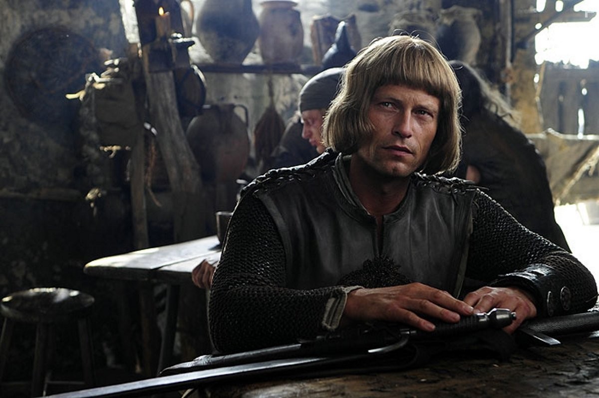 Til Schweiger in 1 1/2 рыцаря (2008)