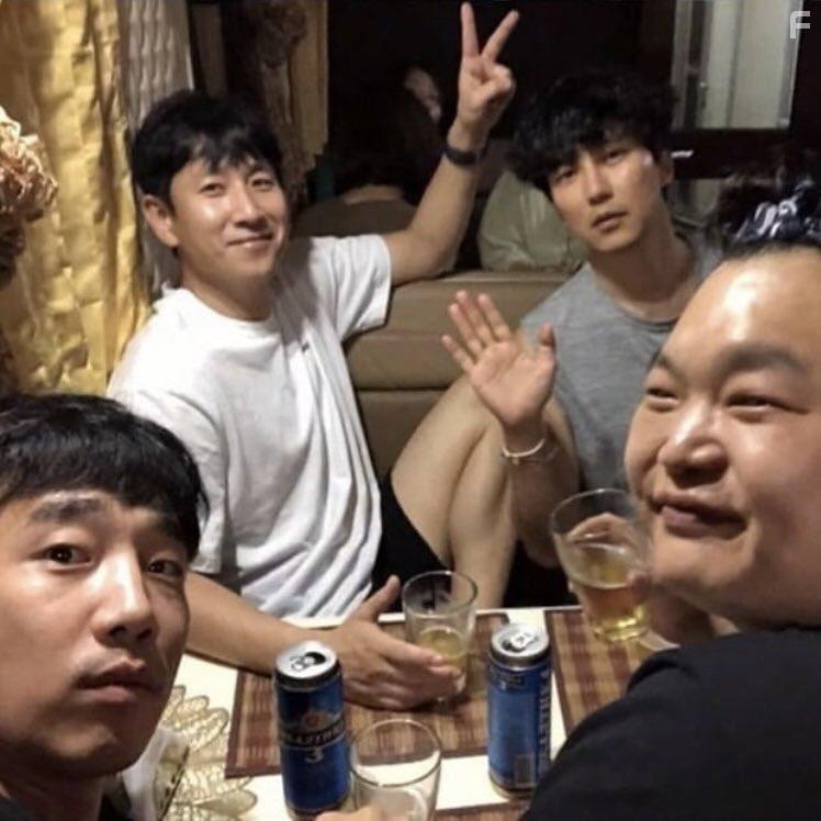 Min-sik Kim, Lee Sun-kyun, Kim Nam-gil, and Go Gyu-pil in Siberia Seonbaldae (2019)