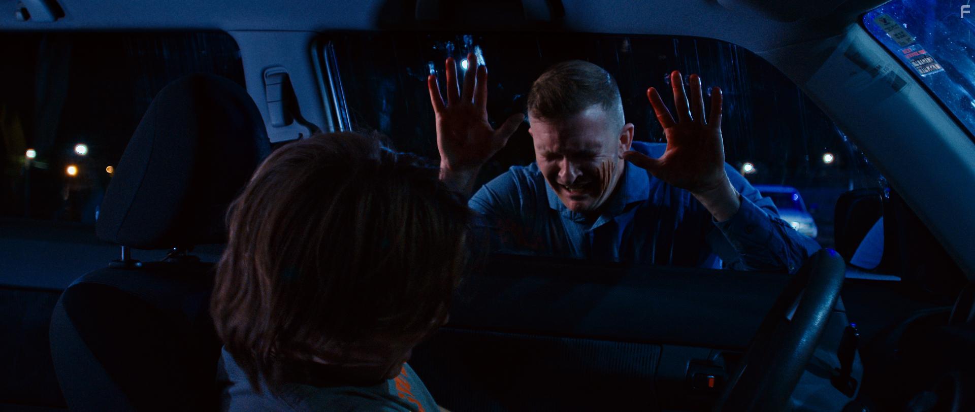 Larry Lee Thompson in The Vampire Next Door (2024)