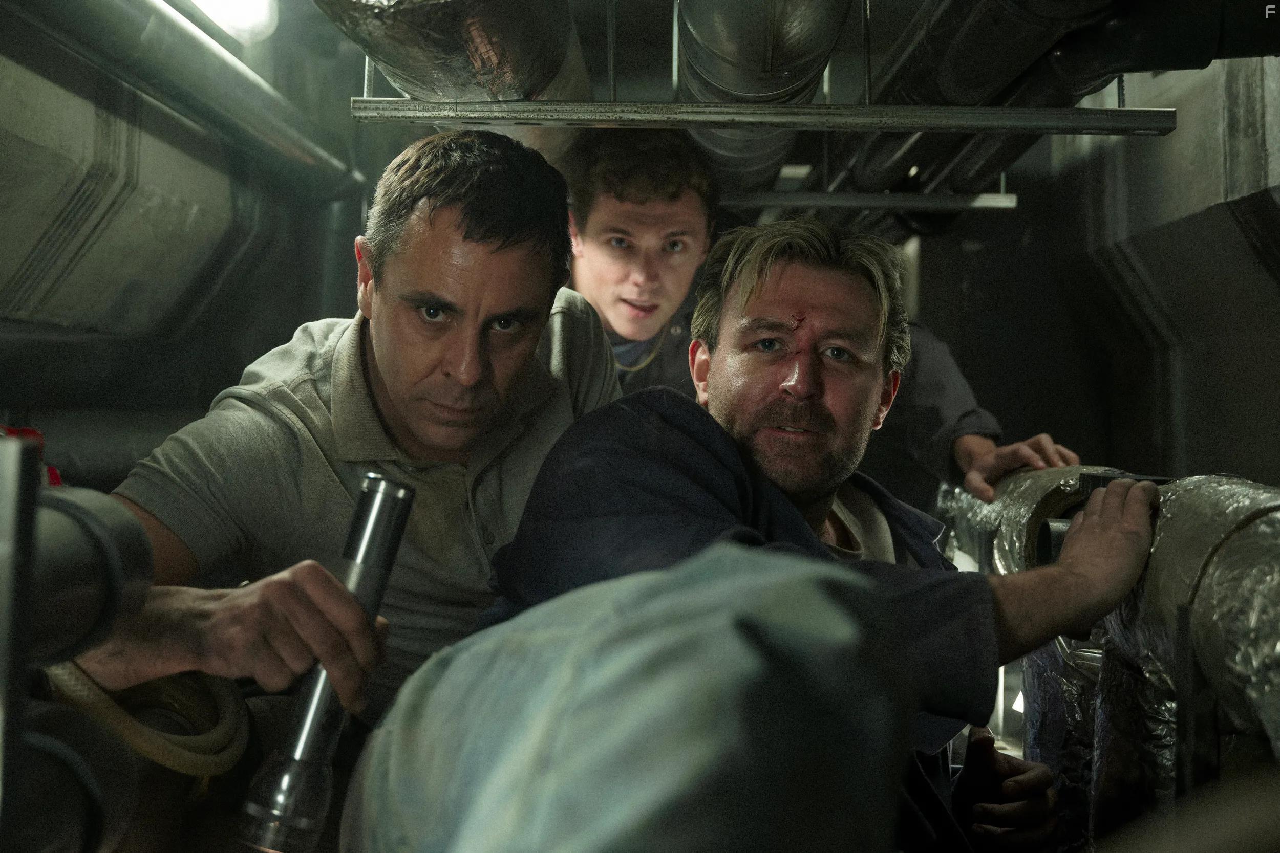 Stanley Morgan, Emun Elliott, and James McArdle in Sexy Beast (2024)