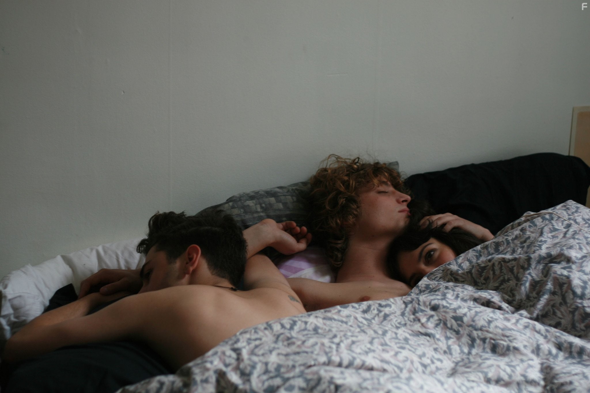 Xavier Dolan, Niels Schneider, and Monia Chokri in Boображаемая любовь (2010)
