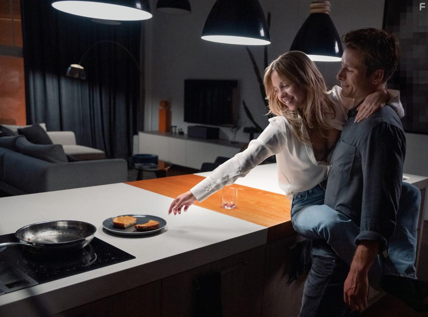 Glen Powell and Sydney Sweeney in Anyone But You (2023)