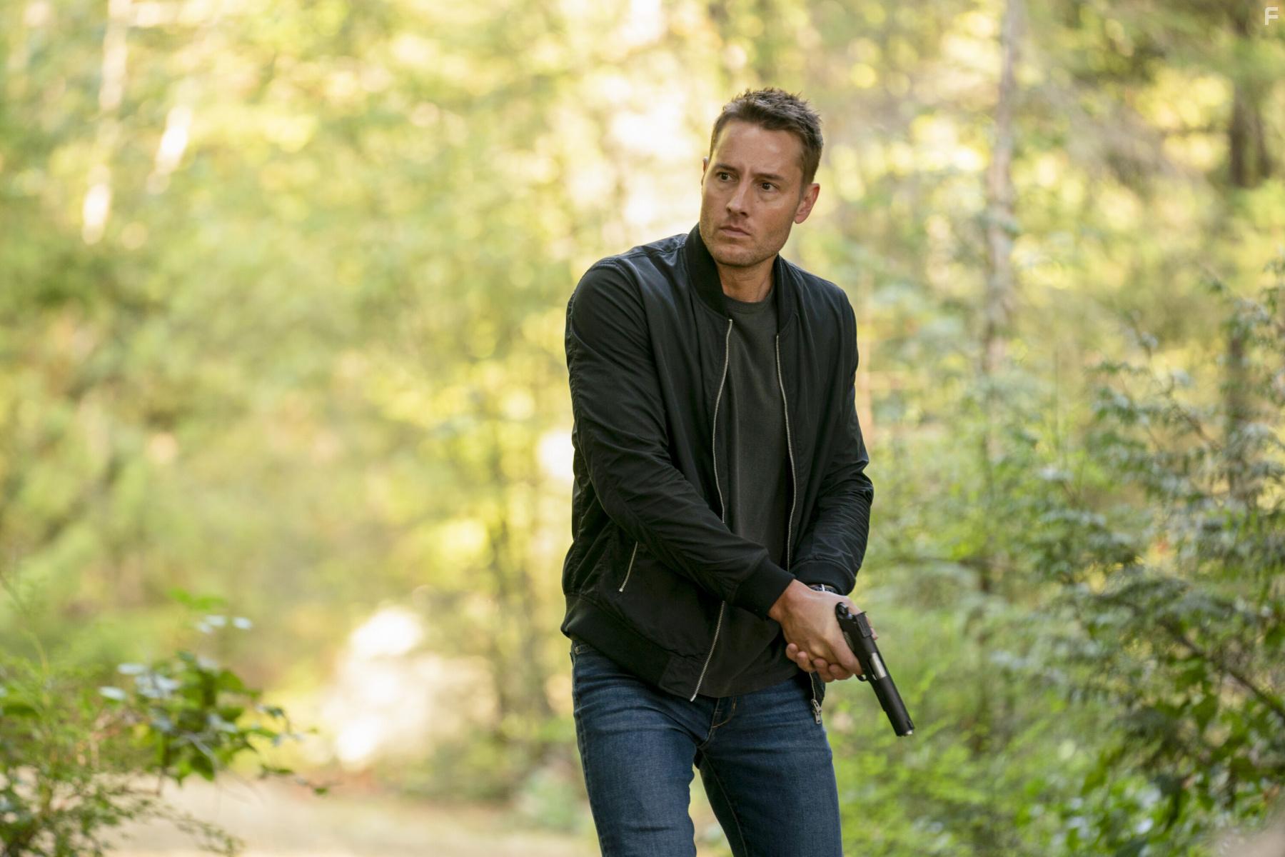 Justin Hartley in Tracker (2024)