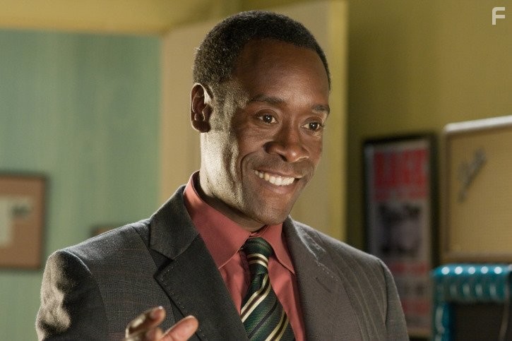 Don Cheadle in Отель для собак (2009)