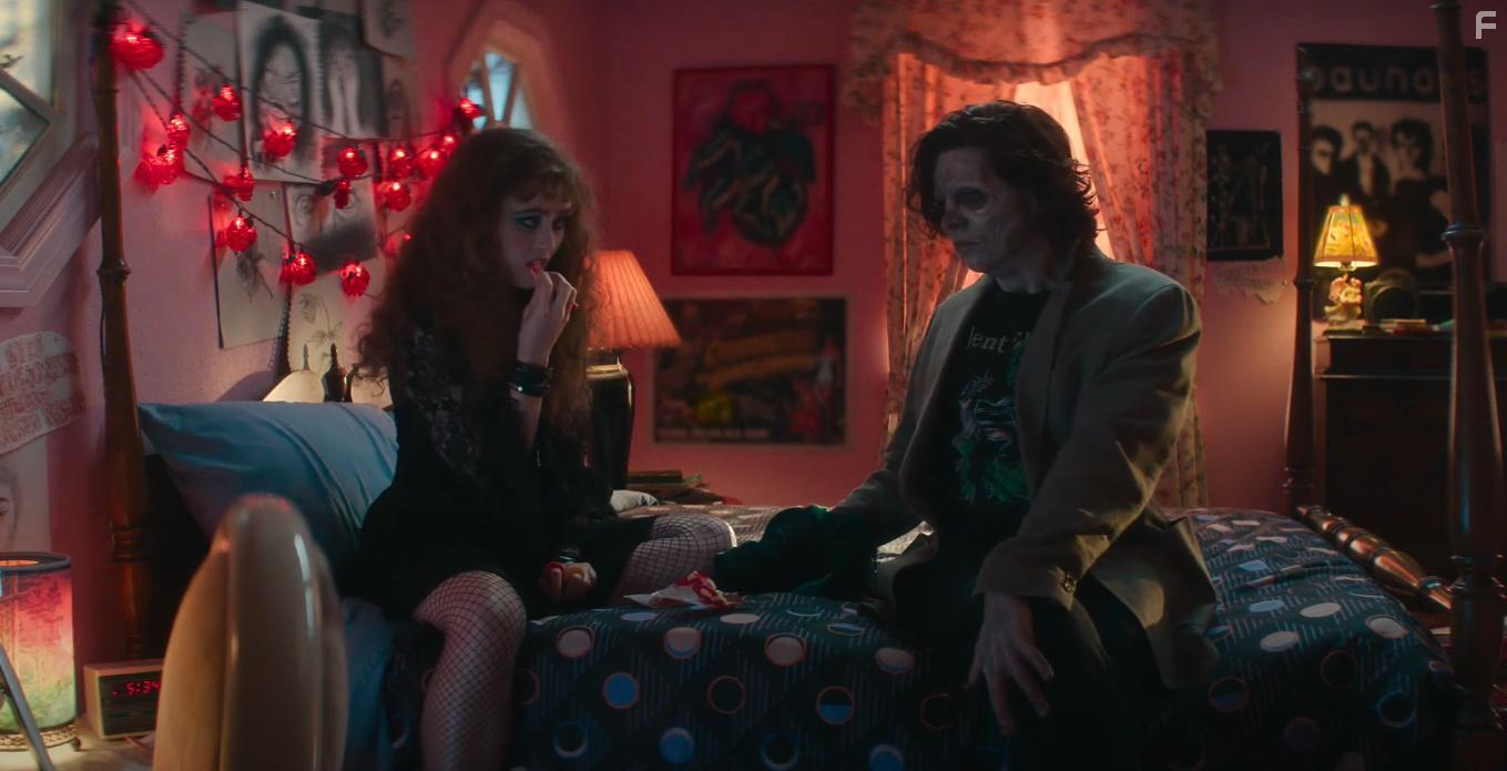 Cole Sprouse and Kathryn Newton in Lisa Frankenstein (2024)