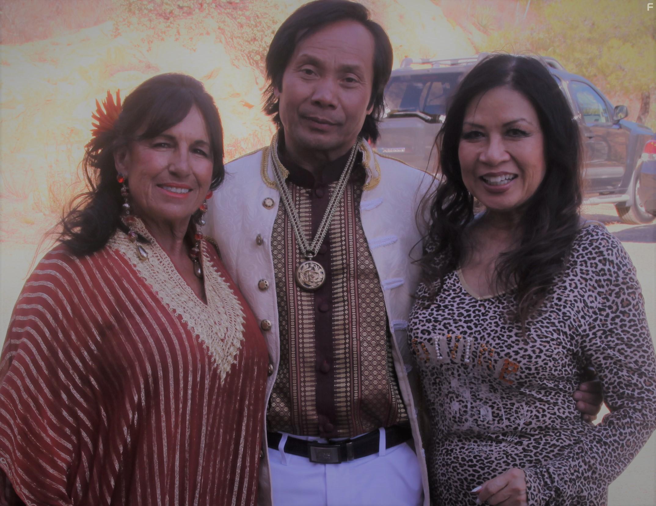 Joycelyne Lew and JJ Stomp in In3dragon (2022)