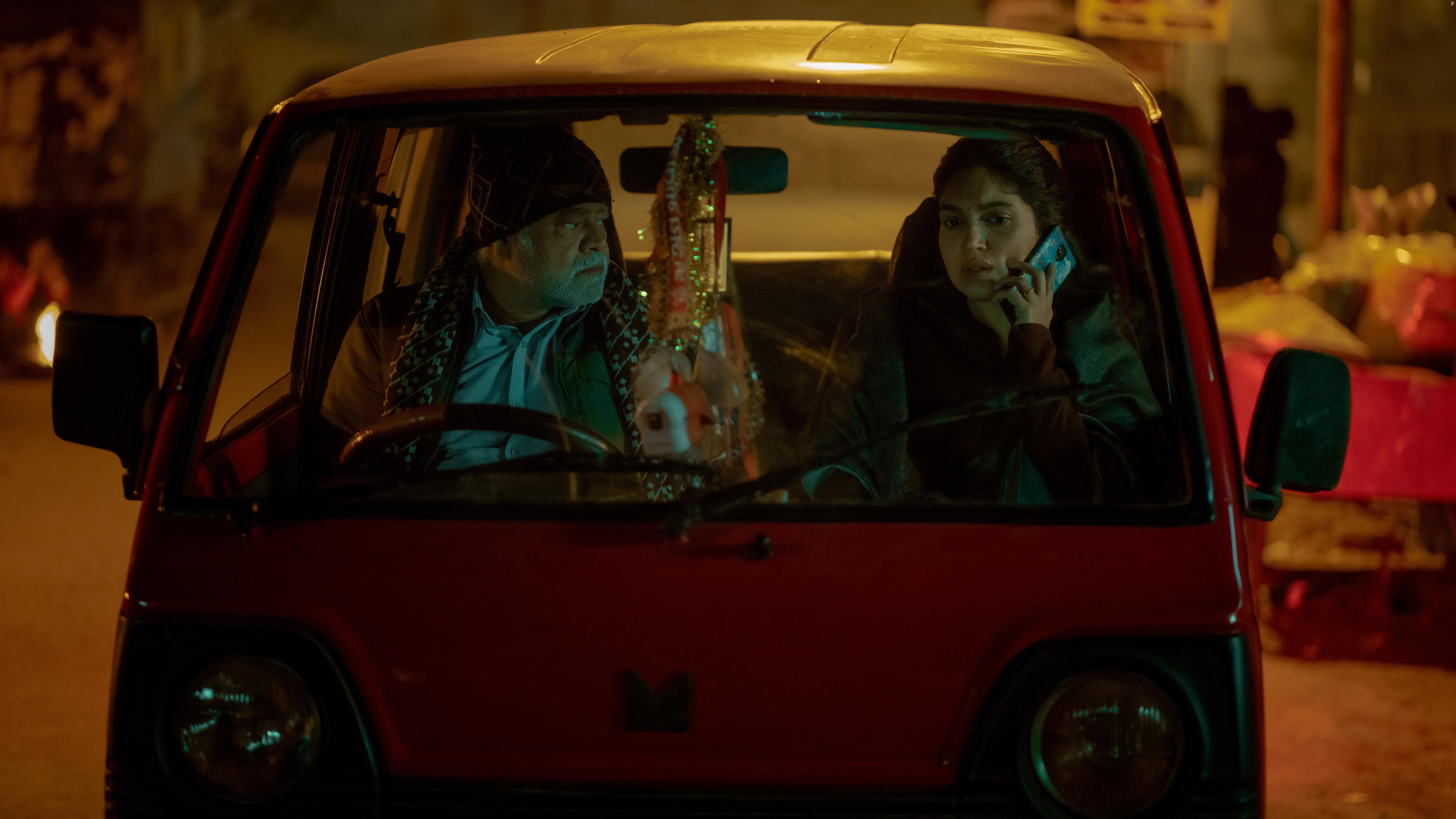 Sanjay Mishra and Bhumi Pednekar in Bhakshak (2024)