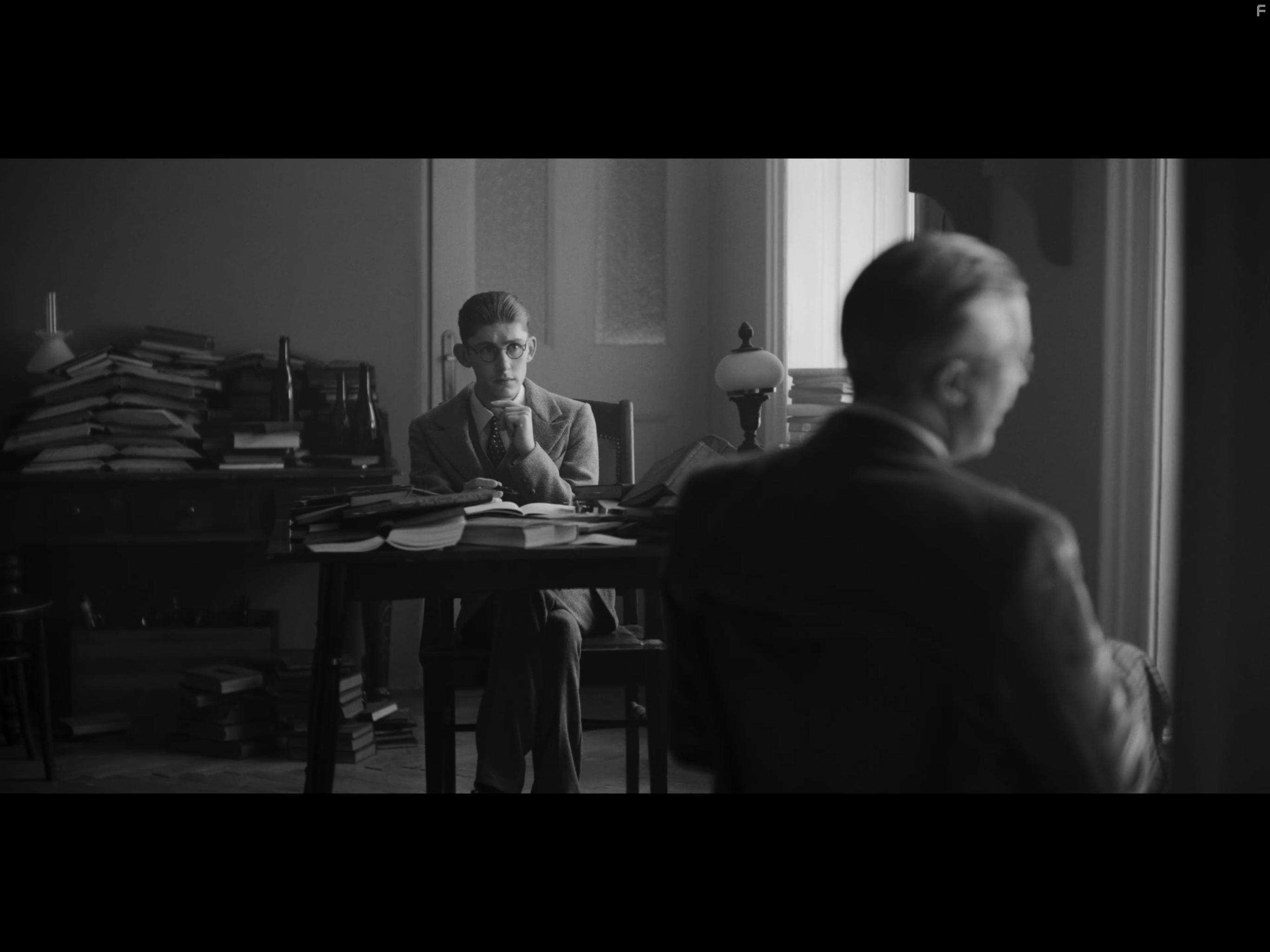 Aidan Gillen and Fionn O'Shea in Dance First (2023)