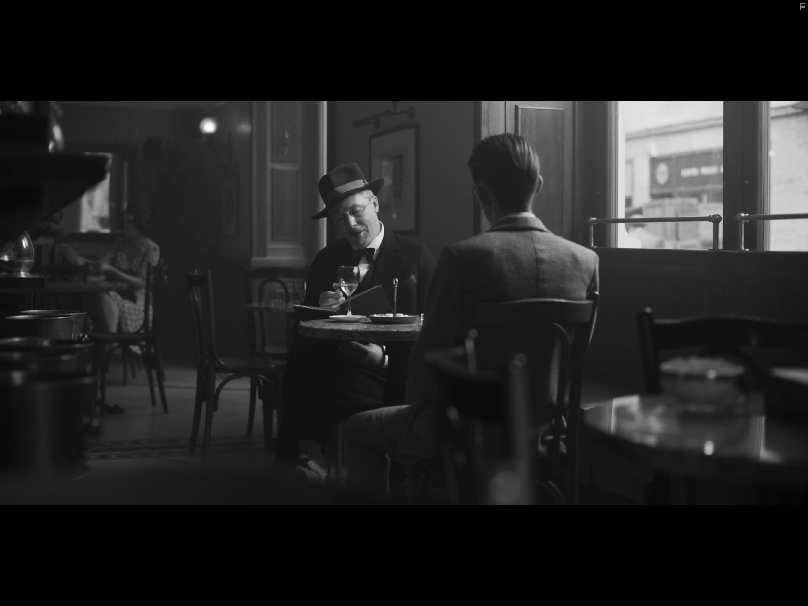 Aidan Gillen and Fionn O'Shea in Dance First (2023)