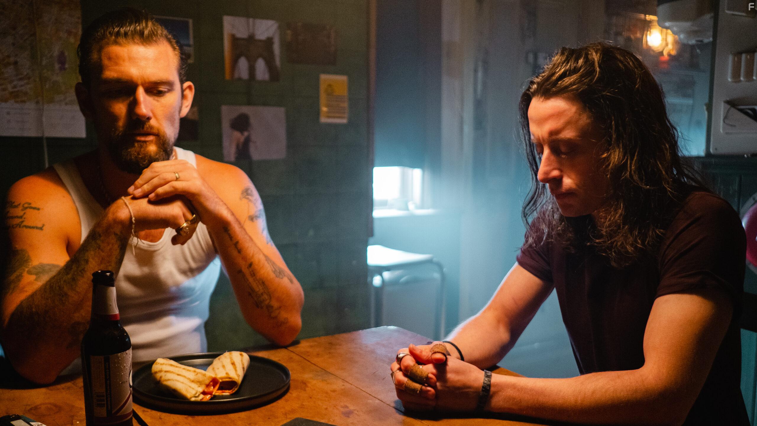 Rory Culkin and Alex Pettyfer in 5lbs of Pressure (2024)