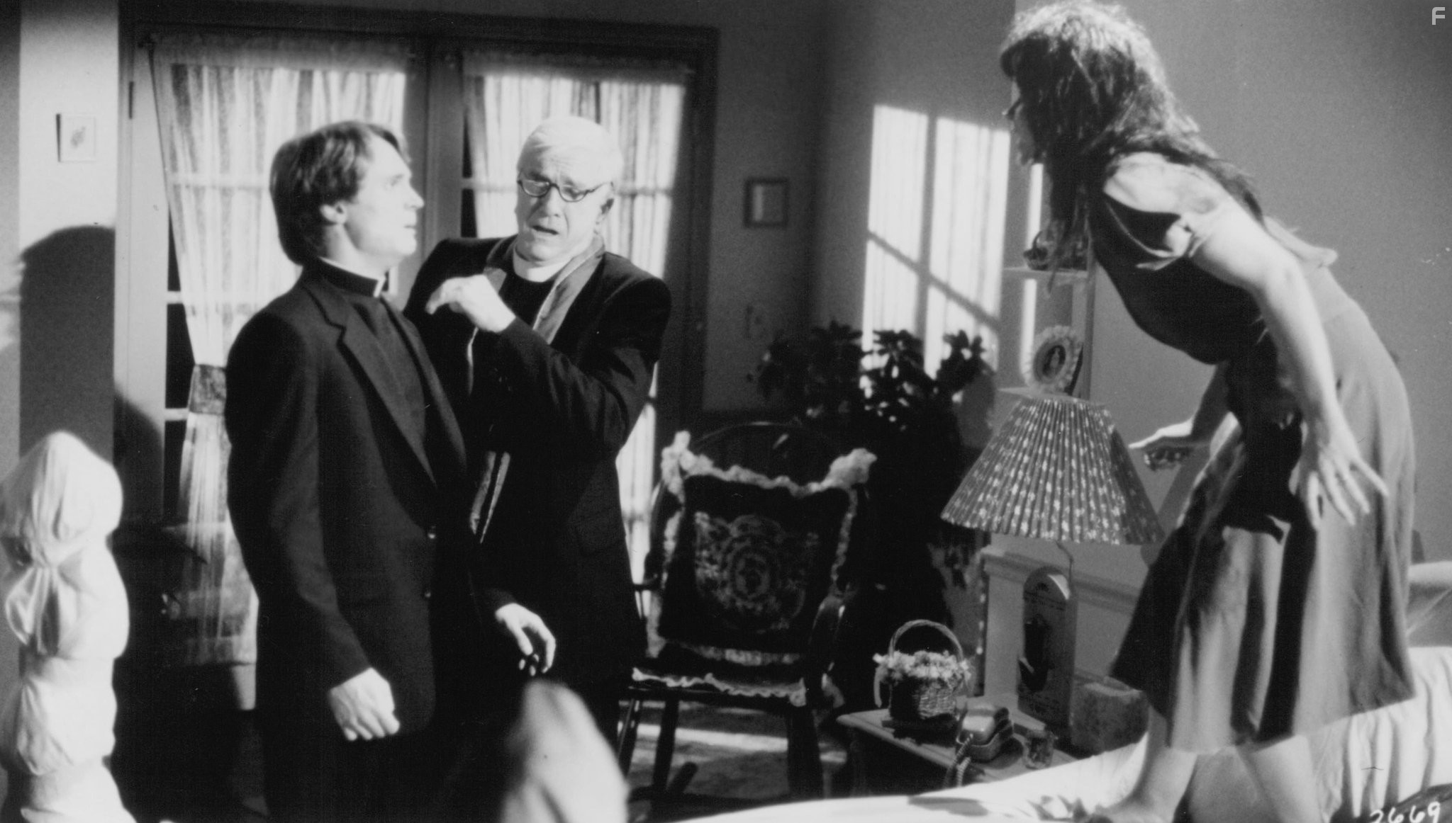 Linda Blair, Leslie Nielsen, and Anthony Starke in Изгоняющий заново (1990)