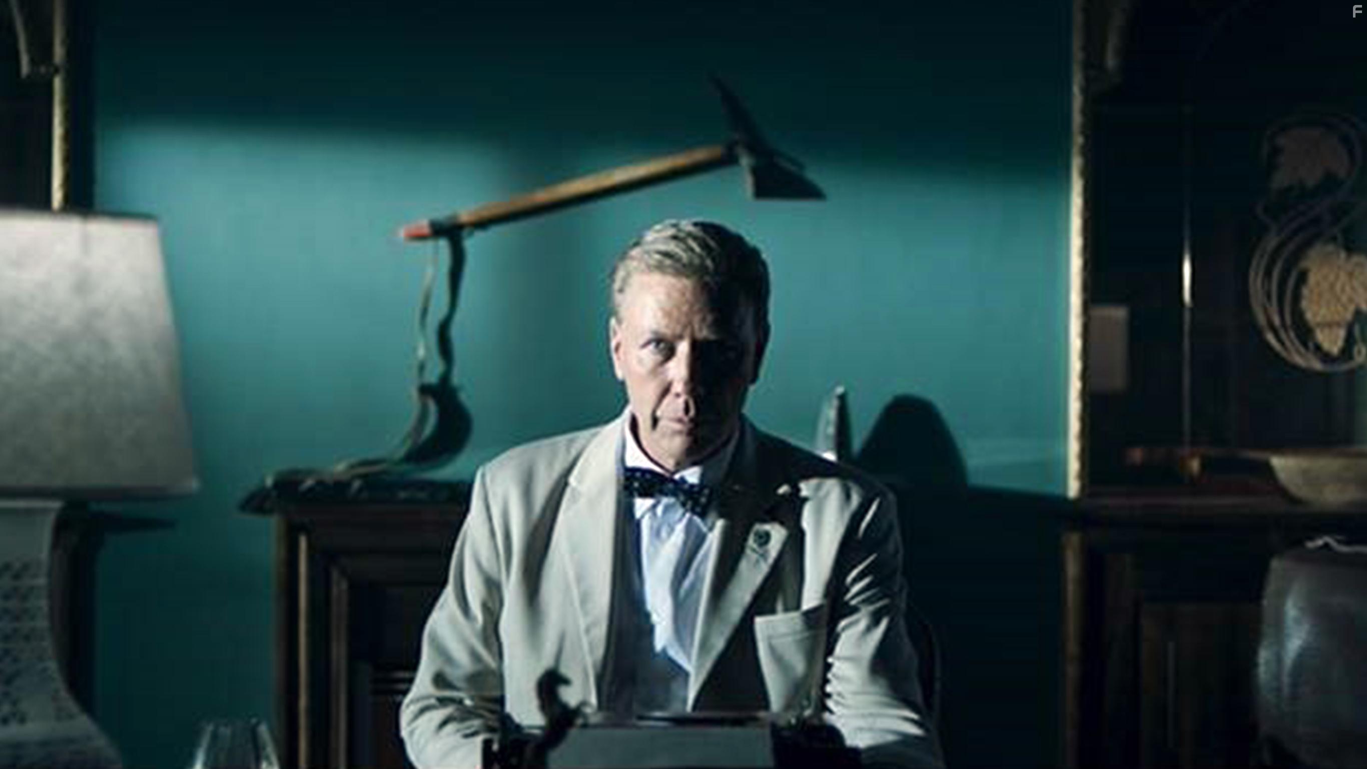 Mikael Persbrandt in Hammarskjld (2023)