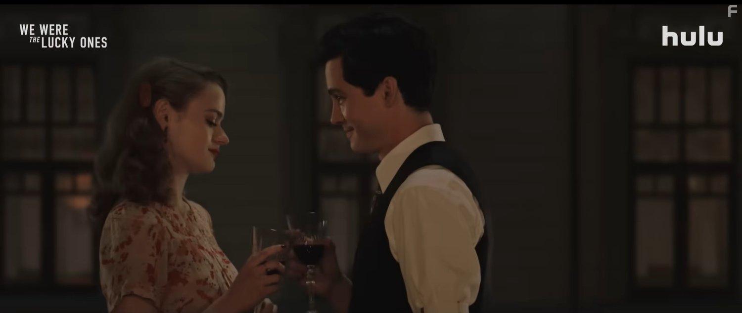 Logan Lerman and Joey King in We Were the Lucky Ones (2024)