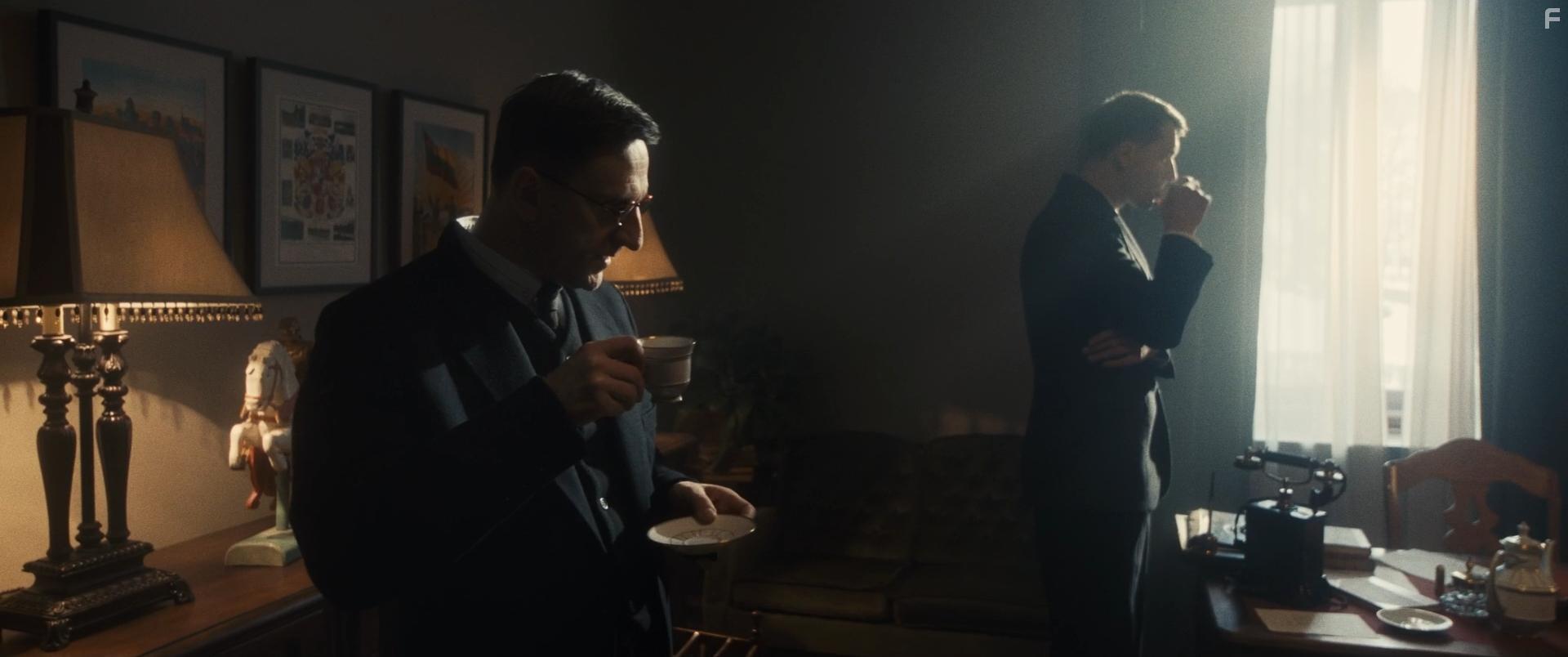 Laikinai Jusu (2023)