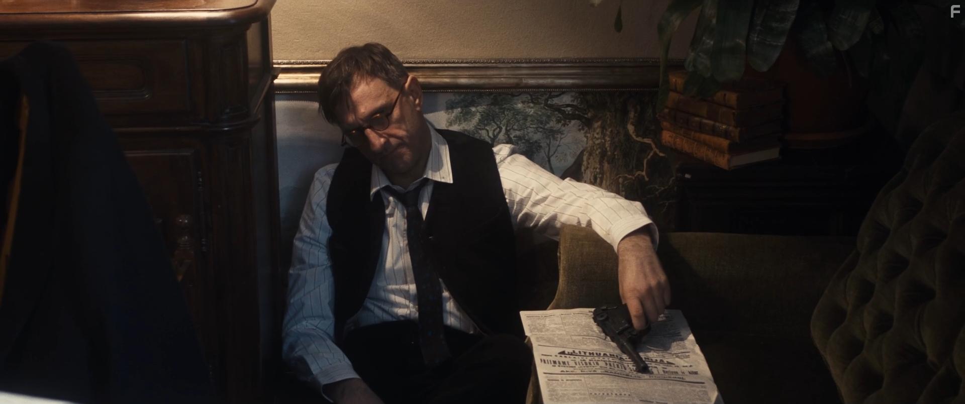 Laikinai Jusu (2023)