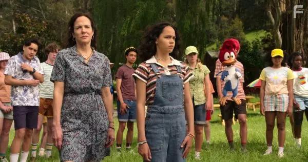 Mary-Louise Parker, Eric Bauza, and Chloe De Los Santos in Woody Woodpecker Goes to Camp (2024)