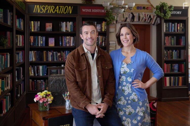 Robert Buckley and Erin Krakow in Blind Date Book Club (2024)