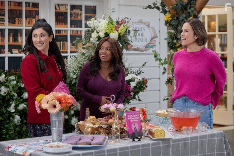 Faith Wright, Erin Krakow, and Chiara Guzzo in Blind Date Book Club (2024)