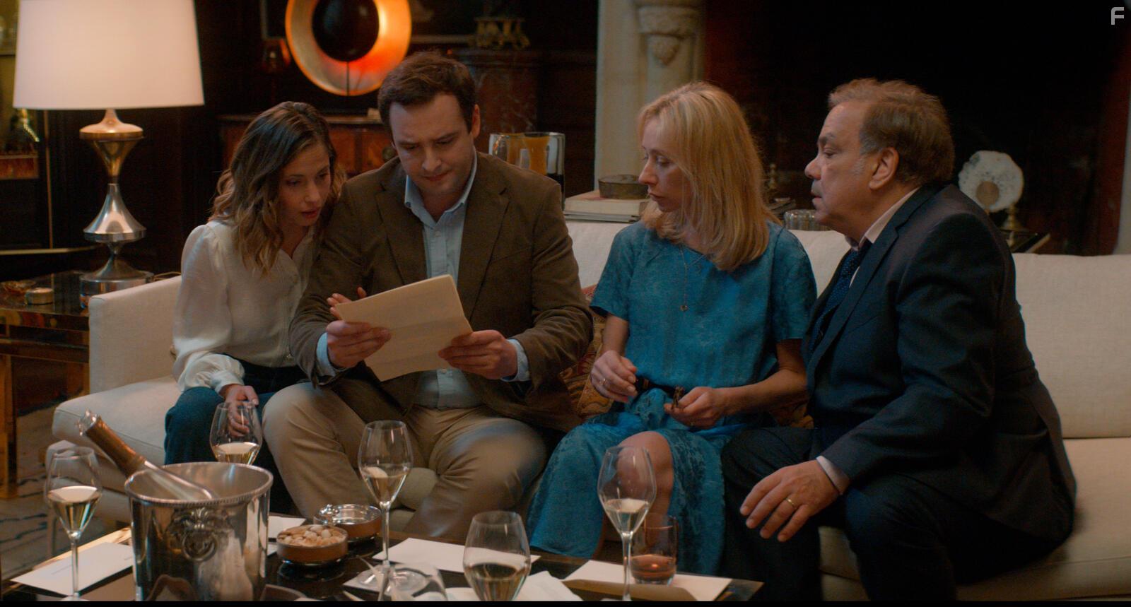 Didier Bourdon, Sylvie Testud, Chlo Coulloud, and Julien Pestel in Cocorico (2024)