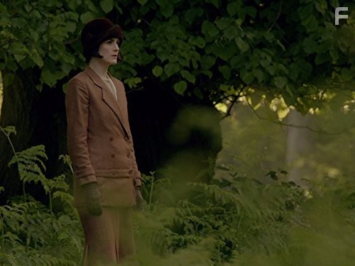 Michelle Dockery in Аббатство Даунтон (2010)