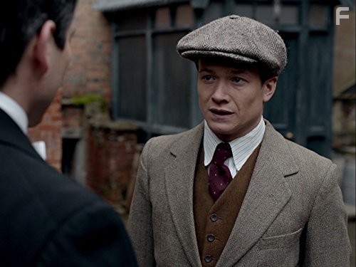 Ed Speleers in Аббатство Даунтон (2010)