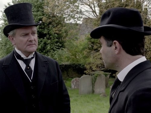Hugh Bonneville and Andrew Scarborough in Аббатство Даунтон (2010)