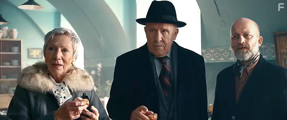 Hynek Cermk, Petr Nrozn, and Dana Syslov in Posledn aristokratka (2019)