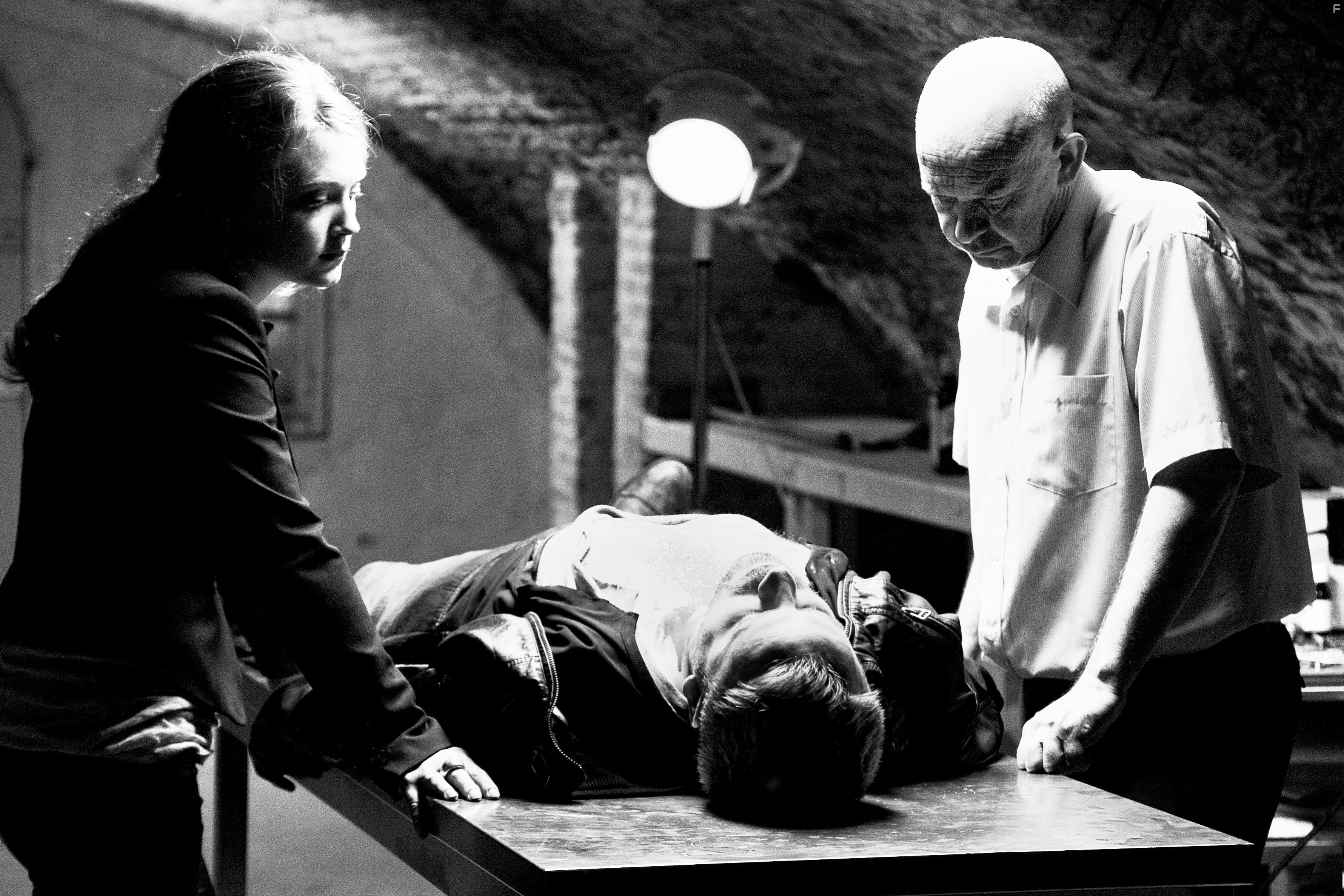 Doug Bradley, Olivia Hallinan, and Simon Phillips in Jack Falls (2011)