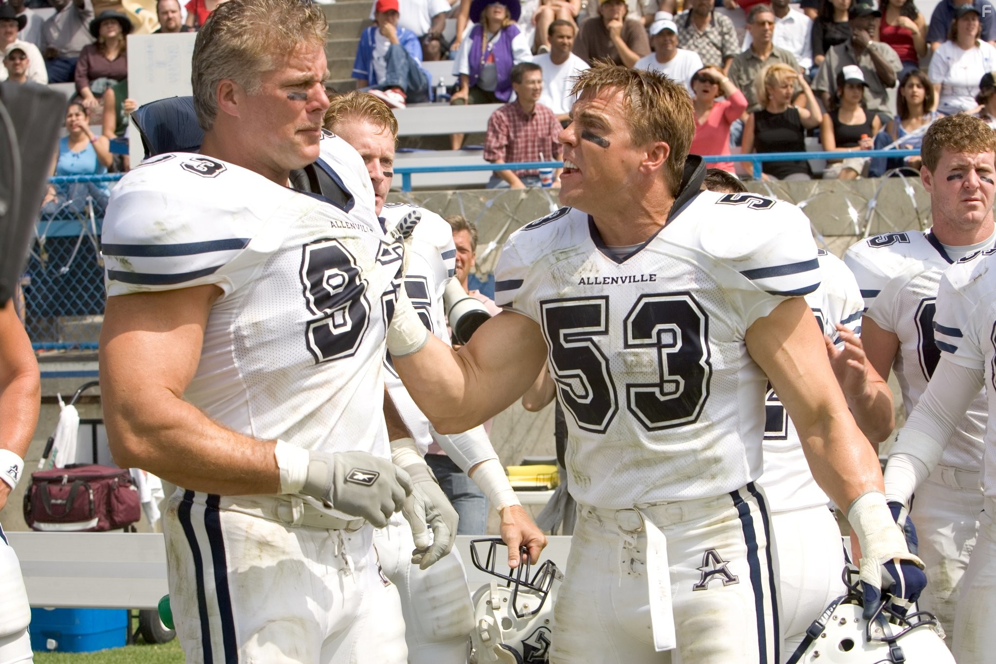 Kevin Nash and Bill Romanowski in Всё или ничего (2005)