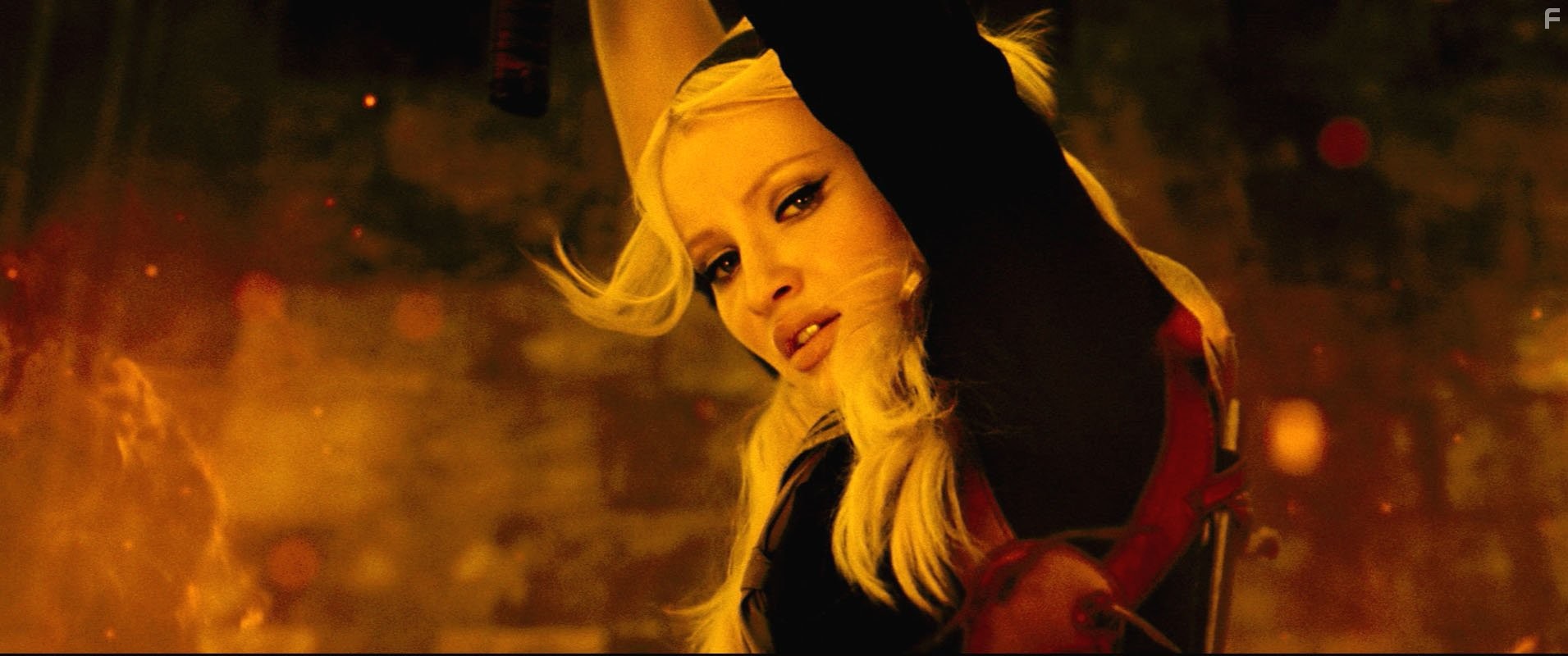 Emily Browning in Запрещённый приём (2011)