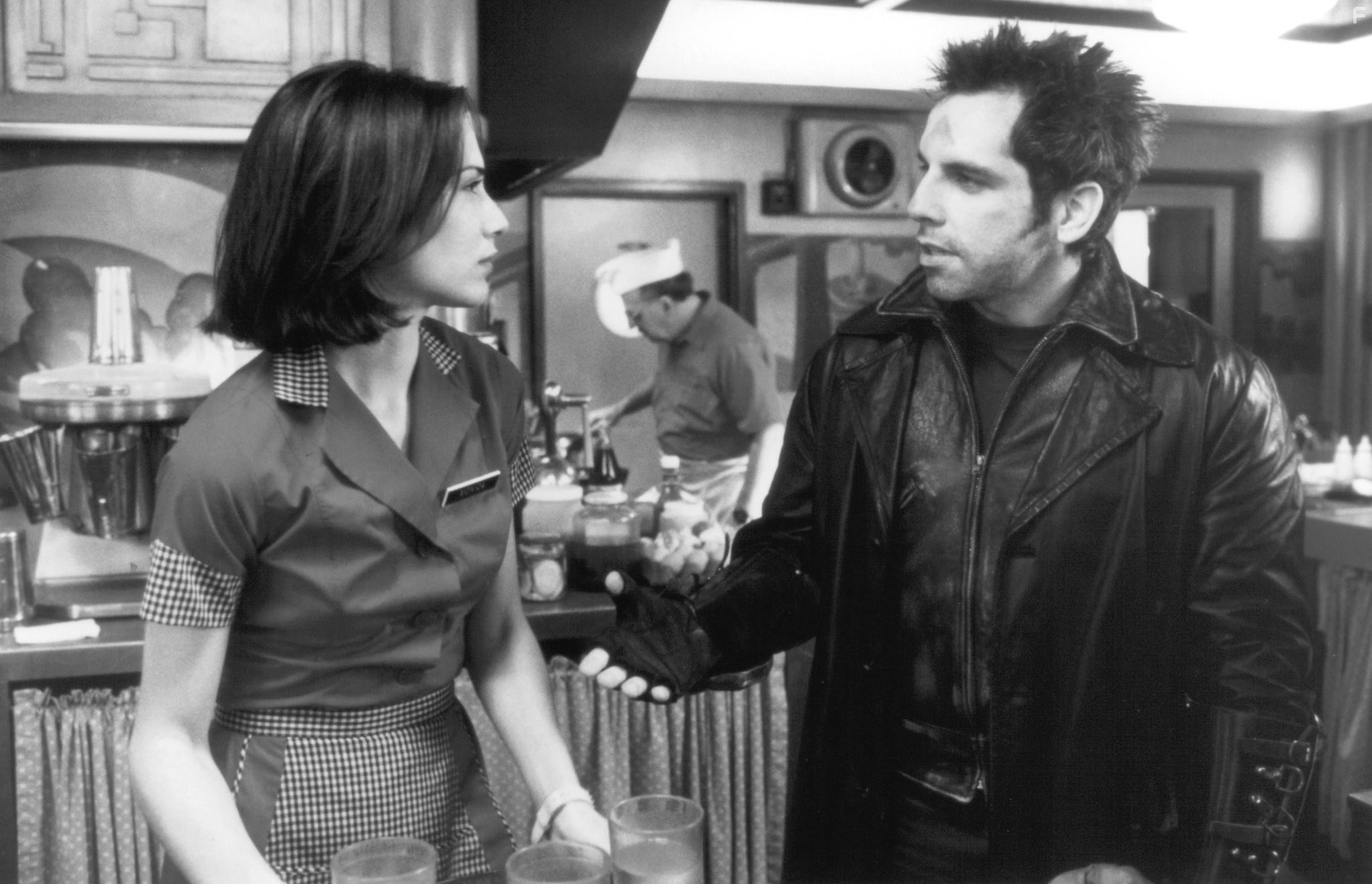 Claire Forlani and Ben Stiller in Таинственные люди (1999)