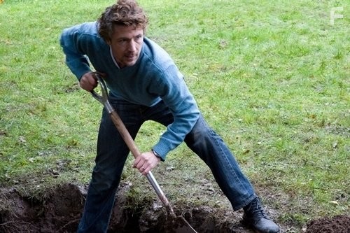 Aidan Gillen in Пробуждающийся лес (2009)