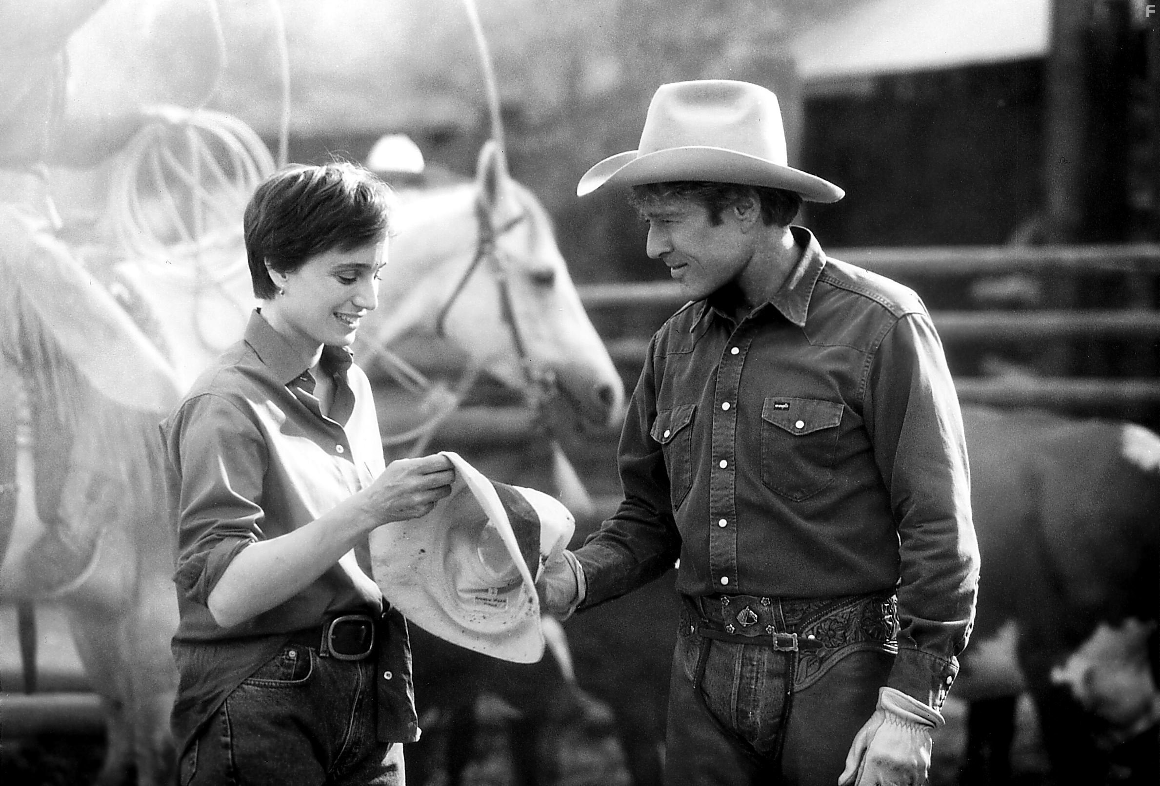 Kristin Scott Thomas and Robert Redford in Заклинатель лошадей (1998)