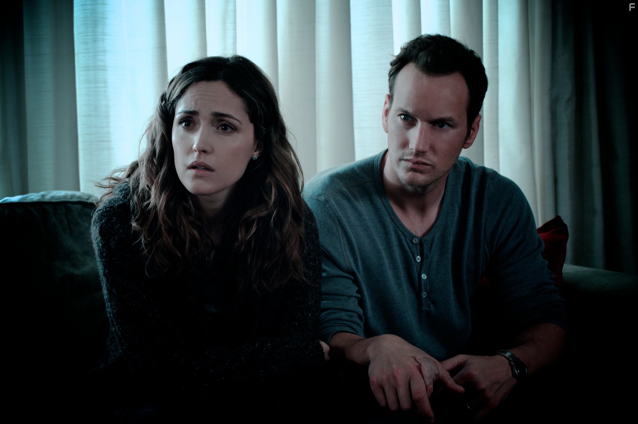 Rose Byrne and Patrick Wilson in Астрал (2010)