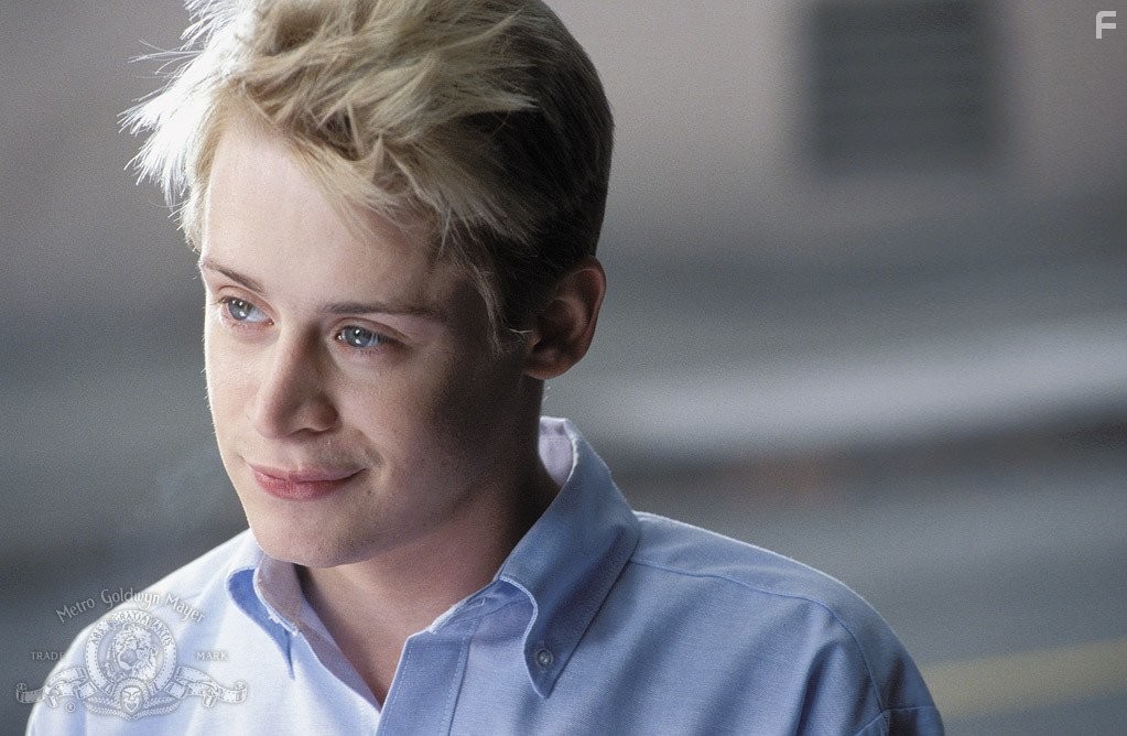 Macaulay Culkin in Спасённая (2004)